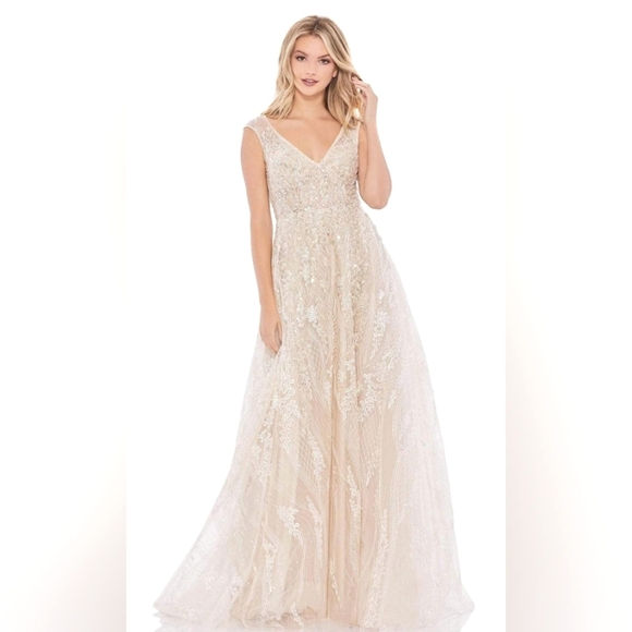 NWT Sz 10 Mac Duggal 20312 Pearl Embroidered Sleeveless A-Line Gown - Picture 1 of 7